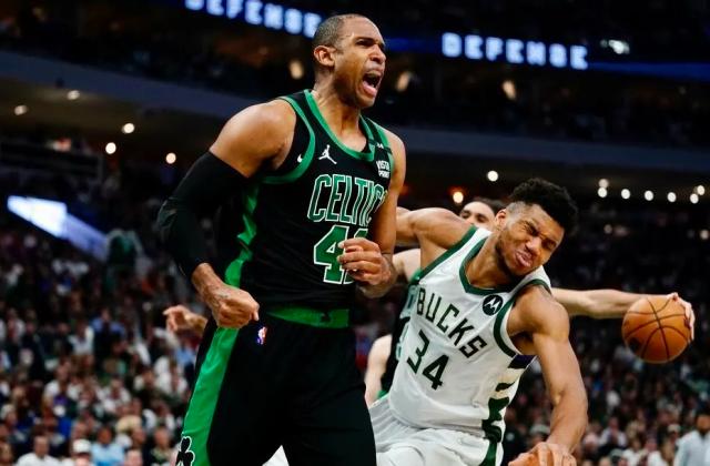 开云-末节16分！霍弗德聊发少年狂 隔扣字母哥改变局势