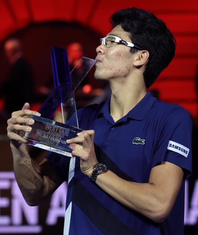 1636859350713099682.jpg 郑铉新生代.jpg